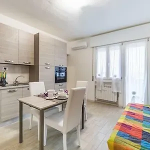 https://podgora-2.hotelslidodijesolo.com